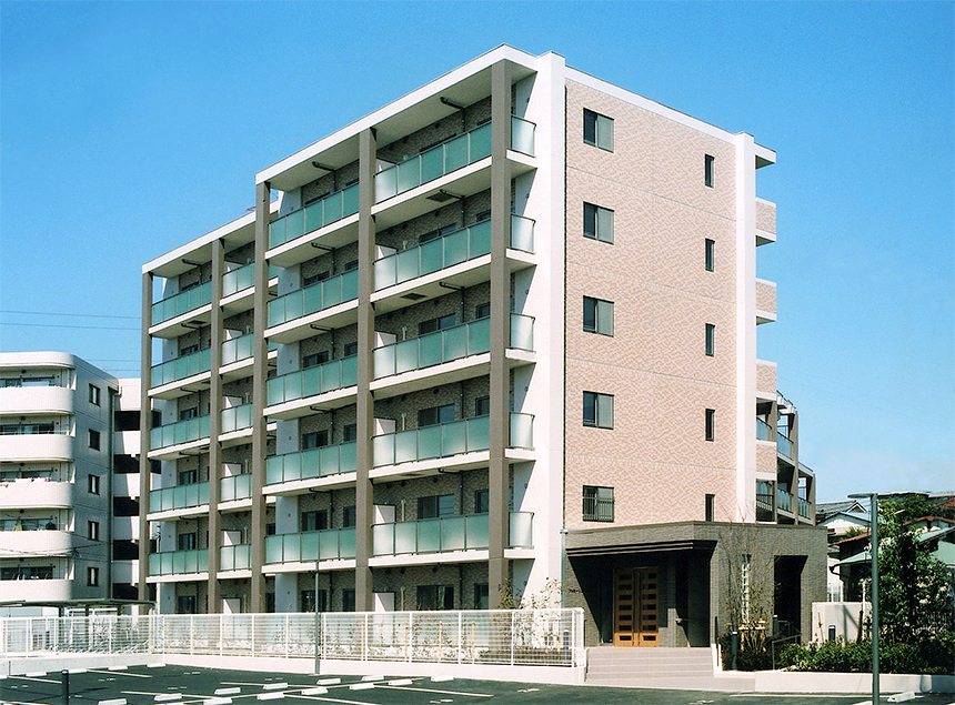 事例:ファミーリェ希望ヶ丘:建物写真