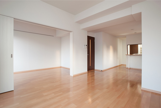 事例:テーラードコート:建物写真