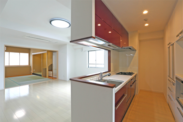 事例:テーラードコート:建物写真